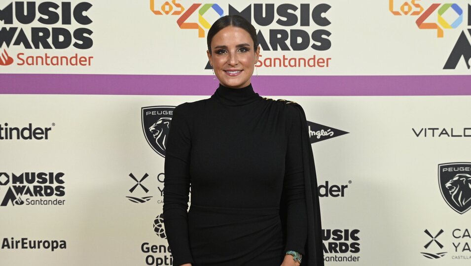 Marta Pombo en la alfombra roja de Los 40 Music Awards 2023