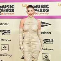 Alba Díaz en la alfombra roja de Los 40 Music Awards 2023