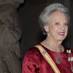 Benedicta de Dinamarca con la Tiara Fringe zu Sayn-Wittgenstein-Berleburg  la cena de gala por la Visita de Estado de los Reyes de España a Dinamarc