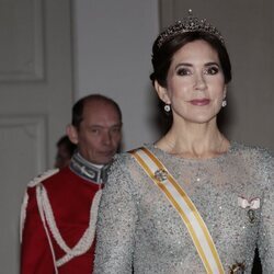 Mary de Dinamarca con su tiara personal en la cena de gala por la Visita de Estado de los Reyes Felipe y Letizia a Dinamarca
