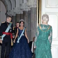 Margarita de Dinamarca recibe a los Reyes Felipe y Letizia en la cena de gala por su Visita de Estado a Dinamarca