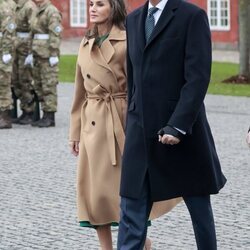 Los Reyes Felipe y Letizia en el homenaje a los caídos en su Visita de Estado a Dinamarca