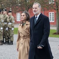 Los Reyes Felipe y Letizia en el homenaje a los caídos en su Visita de Estado a Dinamarca