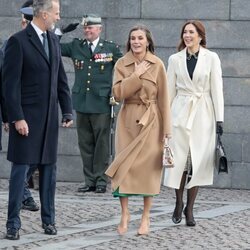 Los Reyes Felipe y Letizia y Federico y Mary de Dinamarca, muy cómplices en Copenhague