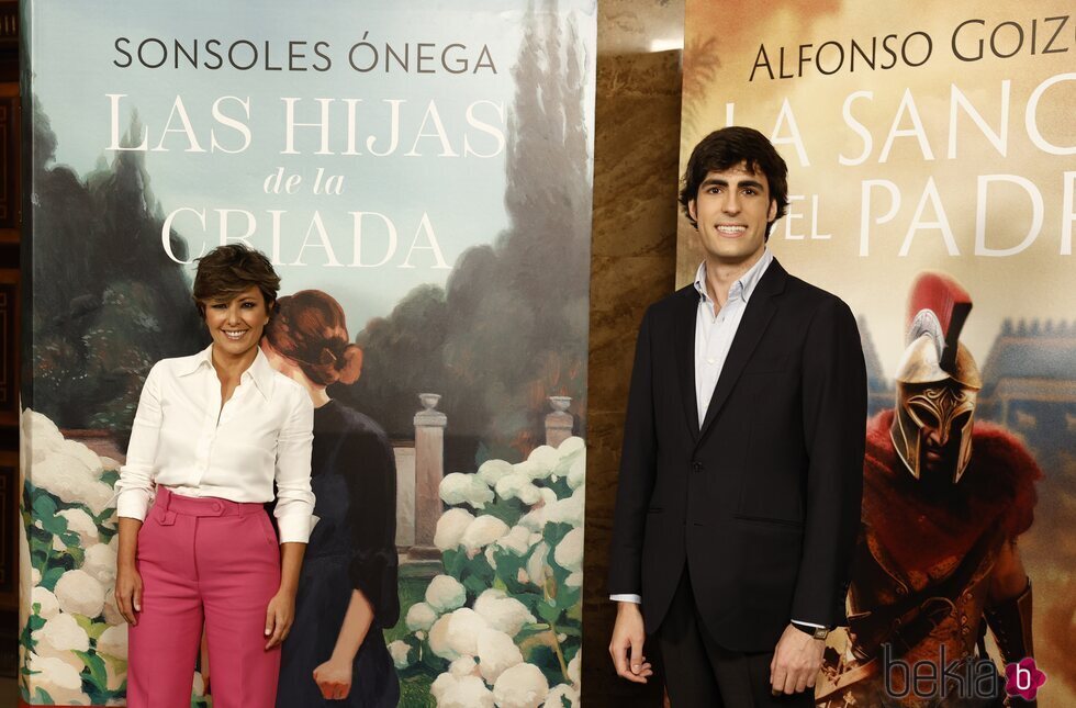 Sonsoles Ónega y Alfonso Goizueta en la presentación de sus novelas