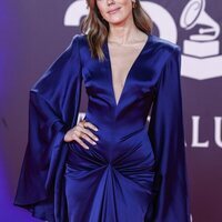 Anna Ferrer Padilla en la alfombra roja de los Grammy Latinos 2023
