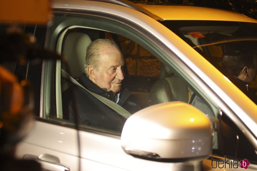 El Rey Juan Carlos sale a cenar en Sanxenxo