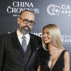 Risto Mejide y su novia en los Premios Antena de Oro 2023