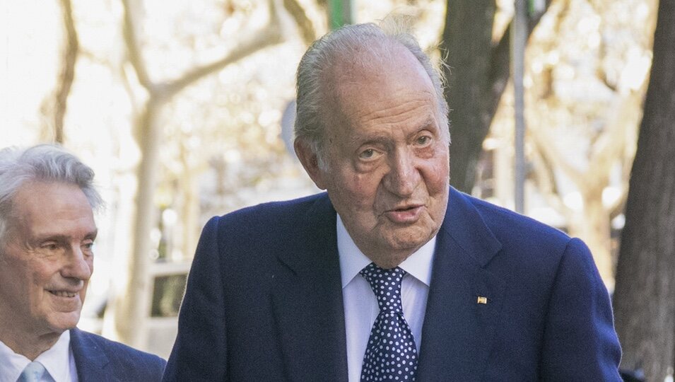 El Rey Juan Carlos acude a la celebración del 60 cumpleaños de la Infanta Elena