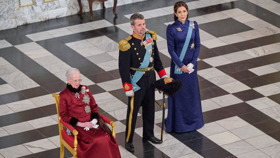 Margarita de Dinamarca y Federico y Mary de Dinamarca en la última recepción al Cuerpo Diplomático antes de la abdicación