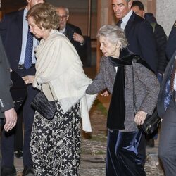 La Reina Sofía e Irene de Grecia a la salida del concierto de Zubin Mehta en Madrid