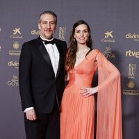 Alberto Ammann y Clara Méndez Leite en la alfombra roja de los Premios Goya 2024