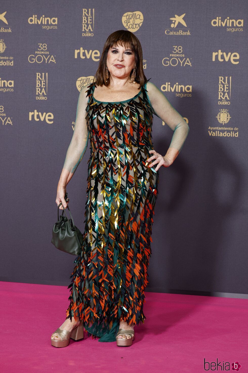 Loles León, en la alfombra roja de los Premios Goya 2024