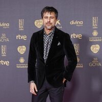 Hugo Silva, en la alfombra roja de los Premios Goya 2024