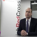 El Príncipe Guillermo en la sede de la Cruz Roja en Londres