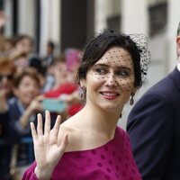 Isabel Diaz Ayuso en la boda de José Luis Martínez-Almeida y Teresa Urquijo