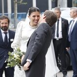 José Luis Martínez-Almeida y Teresa Urquijo se besan tras darse el 'sí, quiero'