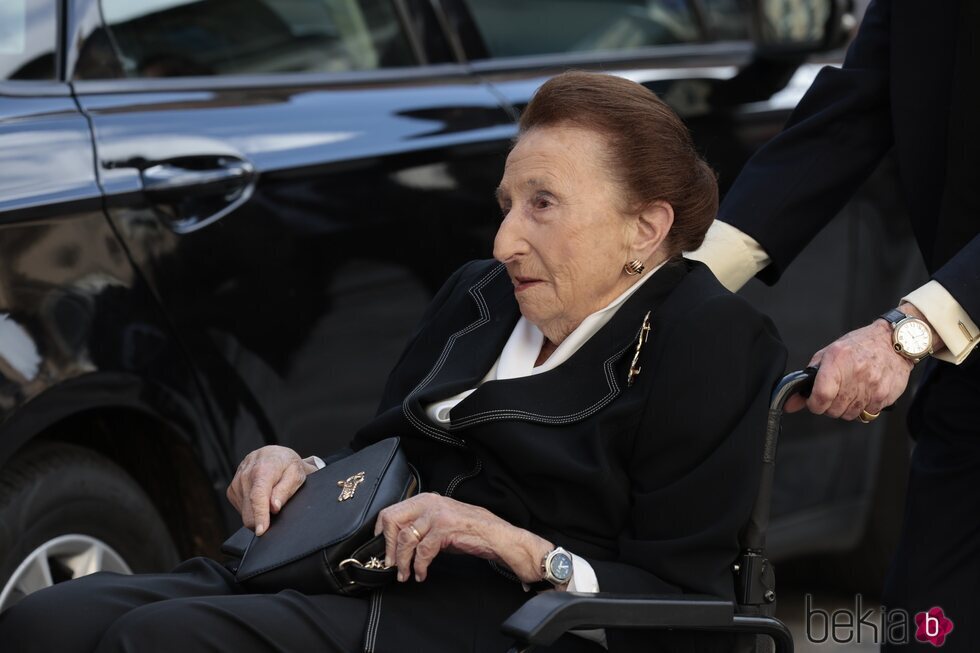 La Infanta Margarita en el funeral de Fernando Gómez-Acebo
