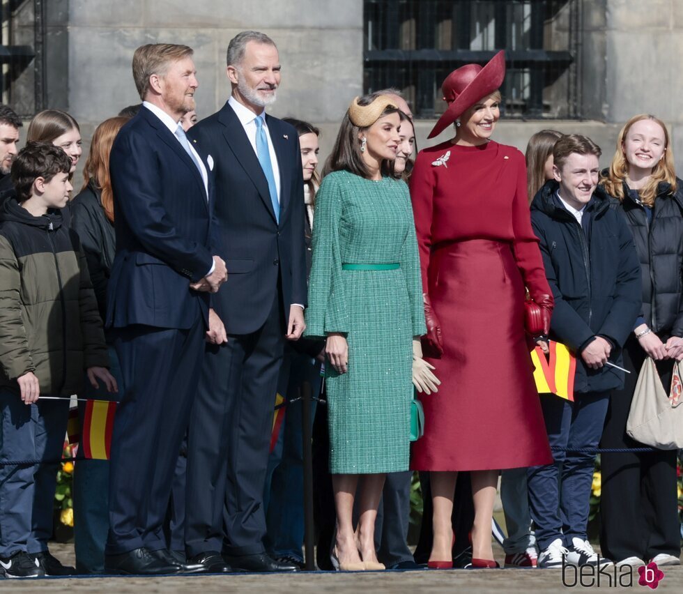 Los Reyes Felipe y Letizia y Guillermo Alejandro y Máxima de Holanda en la bienvenida a los Reyes de España por su Visita de Estado a Países Bajos