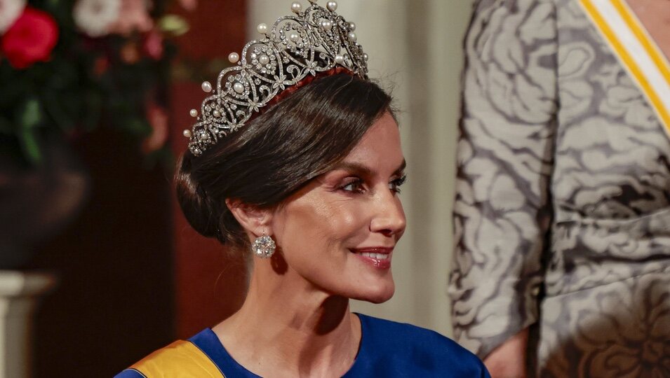 La Reina Letizia con la Tiara de María Cristina en la cena de gala por su Visita de Estado a Países Bajos