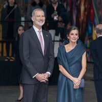 Los Reyes Felipe y Letizia acuden a una visita en el Museo Straat en Ámsterdam