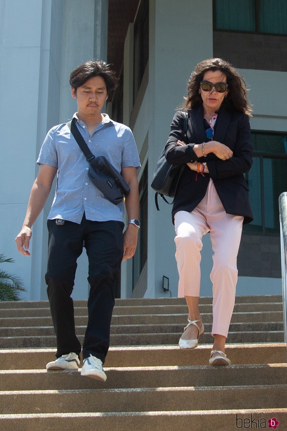 Silvia Bronchalo saliendo de la sexta sesión del juicio a Daniel Sancho en Tailandia