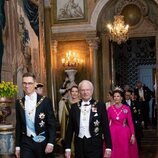 Carlos Gustavo y Silvia de Suecia con el Presidente de Finlandia y su esposa en la cena de gala por su Visita de Estado a Suecia