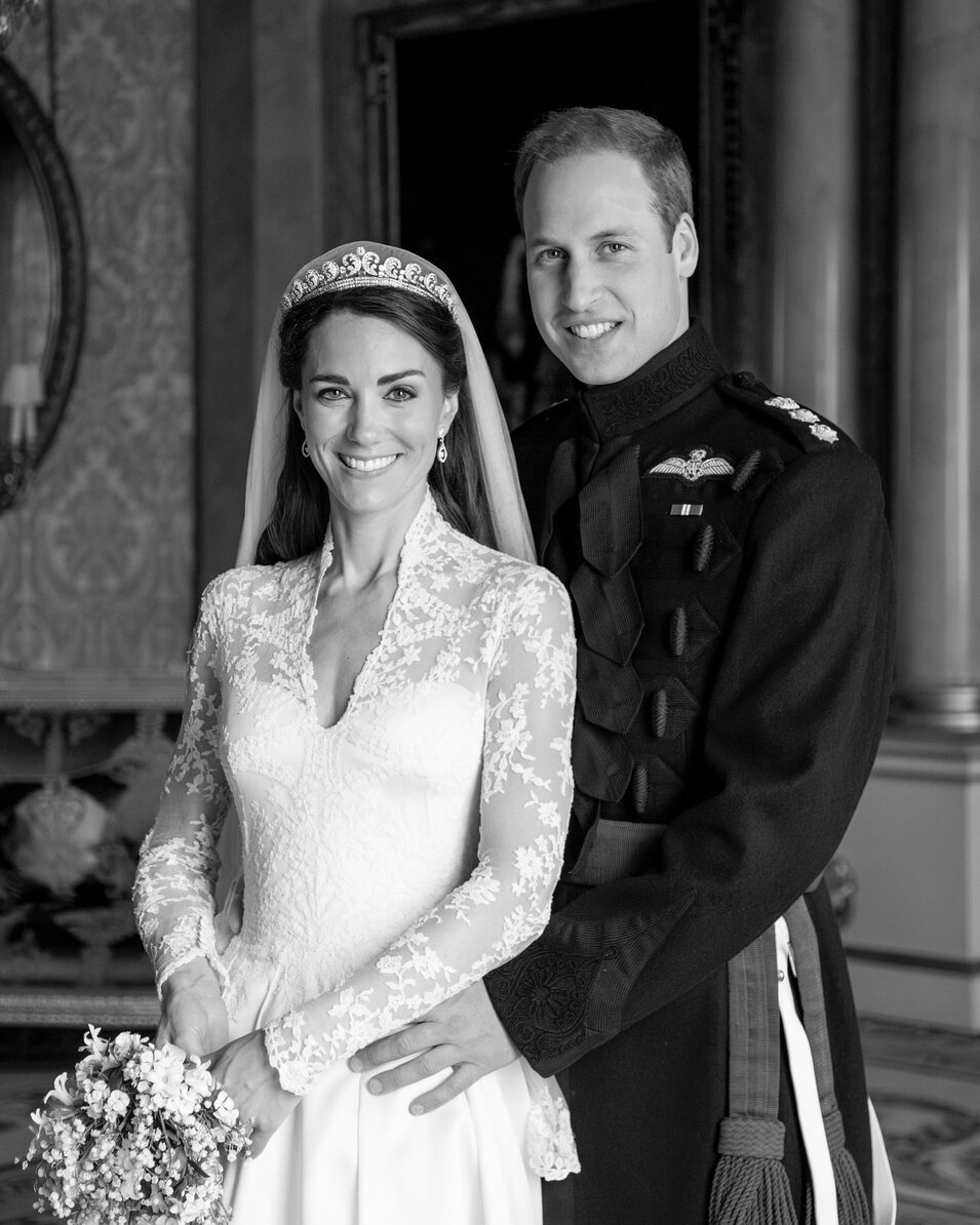 Retrato inédito del Príncipe Guillermo y Kate Middleton en su boda por el 13 aniversario