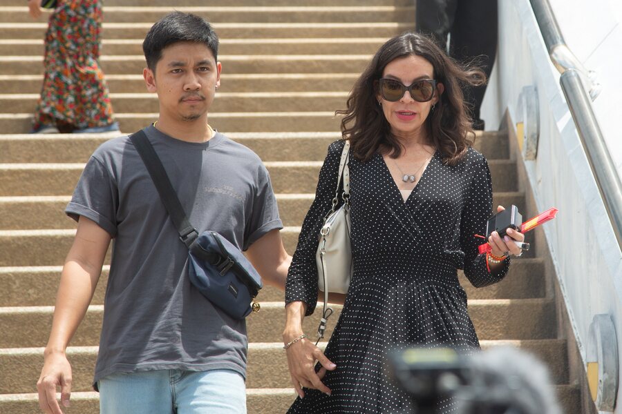 Silvia Bronchalo saliendo del Tribunal de Koh Samui durante el juicio a Daniel Sancho