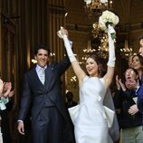 Javier García-Obregón y Eugenia Gil, emocionados en su boda tras casarse