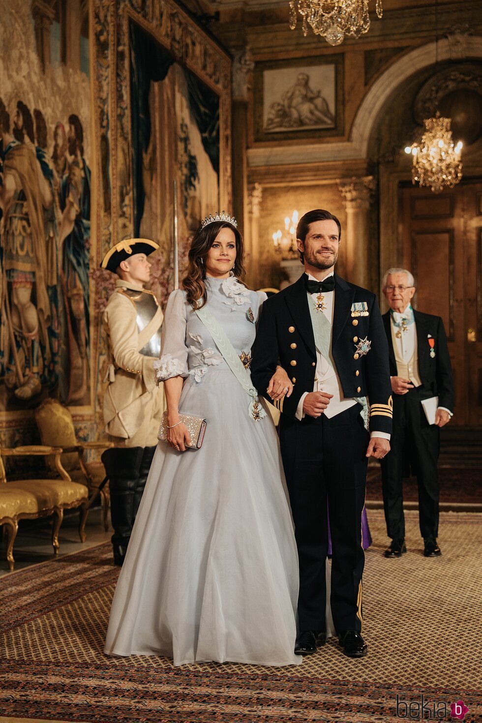 Carlos Felipe de Suecia y Sofia de Suecia con la Tiara Palmette con topacios en la cena de gala por la Visita de Estado de los Reyes de Dinamarca