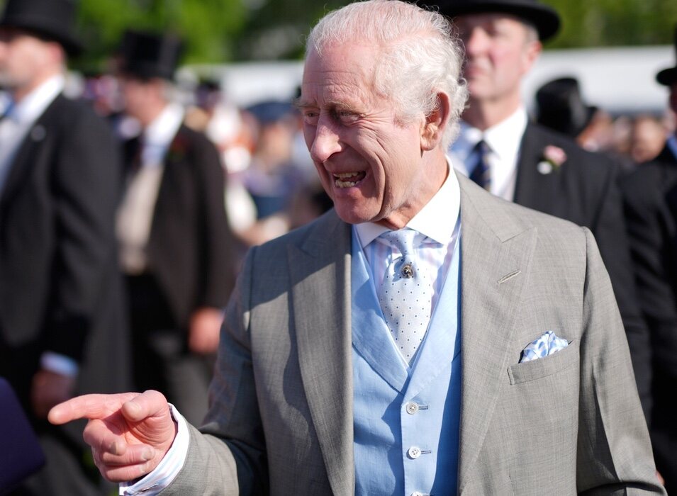 El Rey Carlos III en una garden party