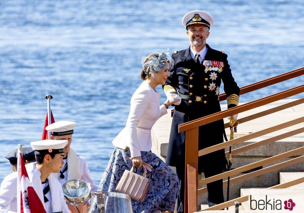 Federico y Mary de Dinamarca, cogidos de la mano en su Visita de Estado a Noruega