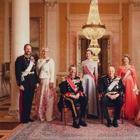 La Familia Real Noruega y Federico y Mary de Dinamarca en la cena de gala por la Visita de Estado de los Reyes de Dinamarca a Noruega
