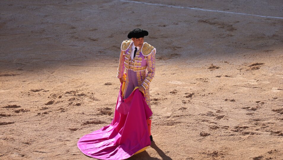 Enrique Ponce vuelve a los ruedos en la Feria de Pentecostés de Nimes