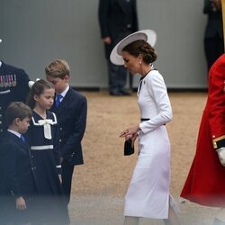 Kate Middleton con los Príncipes George, Charlotte y Louis en la Horse Guard Parade durant el Trooping the Colour 2024