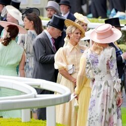 Zara Phillips, Lady Gabriella Windsor y Philippos de Grecia en Ascot 2024