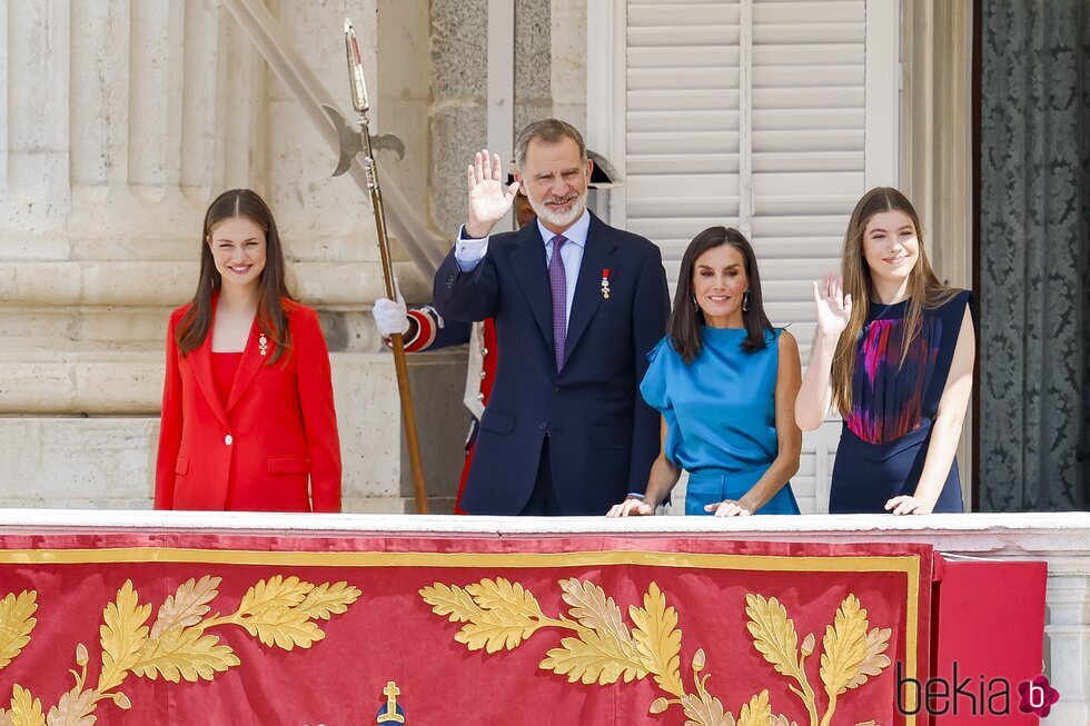 Los Reyes Felipe y Letizia, la Princesa Leonor y la Infanta Sofía en la celebración del décimo aniversario del reinado de Felipe VI