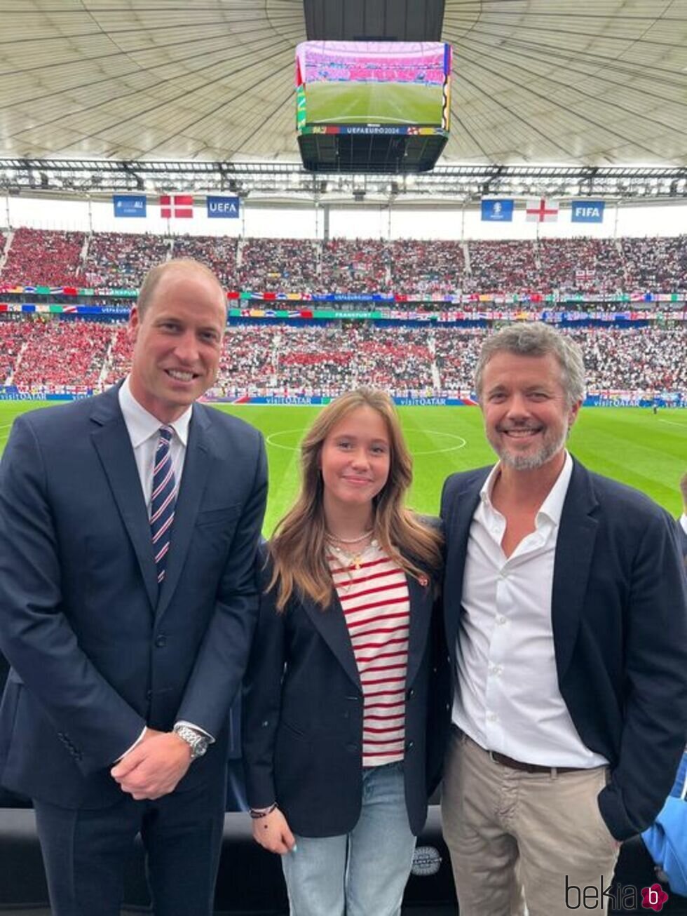 El Príncipe Guillermo, Josephine de Dinamarca y Federico de Dinamarca en la Eurocopa 2024