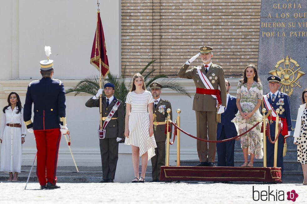 Los Reyes Felipe y Letizia y la Infanta Sofía en el nombramiento a la Princesa Leonor como Dama Alférez Cadete en la Academia de Zaragoza