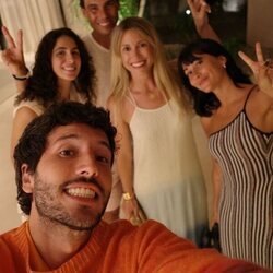 Sebastián Yatra y Aitana Ocaña con Rafa Nadal y su familia en Mallorca