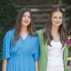 La Princesa Leonor y la Infanta Sofía en un encuentro con jóvenes de los Programas de la Fundación Princesa de Girona con motivo de los Princesa de Girona