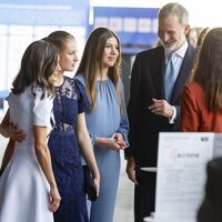 Los Reyes Felipe y Letizia, la Princesa Leonor y la Infanta Sofía a su llegada a los Premios Princesa de Asturias 2024