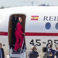 La Princesa Leonor entrando en el avión que le llevó en su primer viaje oficial a Portugal