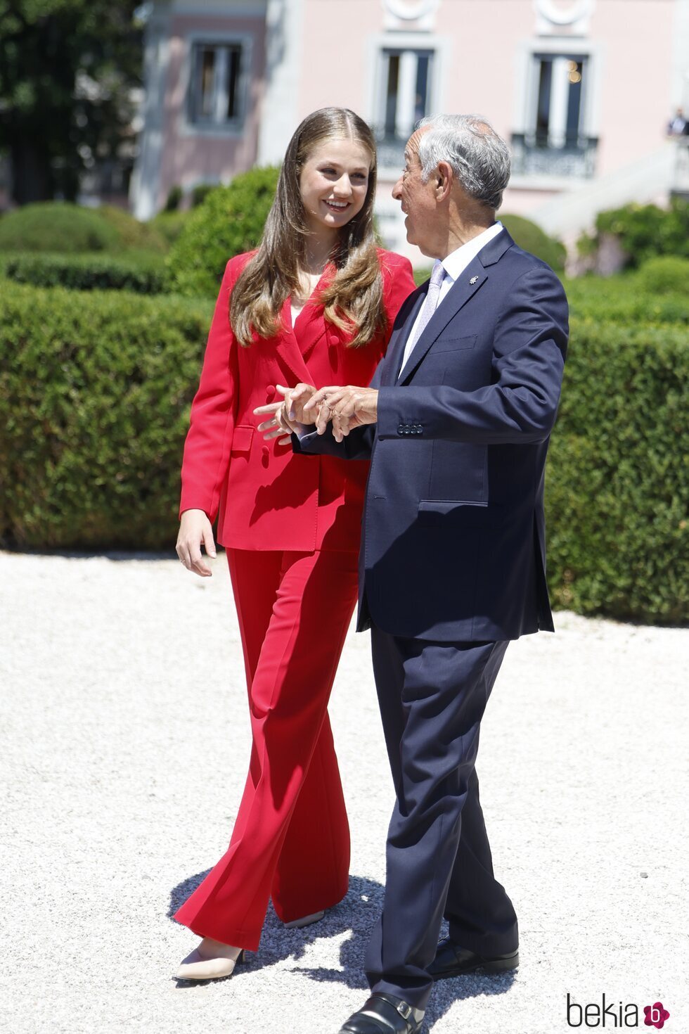 La Princesa Leonor y Marcelo Rebelo de Sousa, muy cómplices en el Palacio de Belém en el primer viaje oficial de la Princesa Leonor a Portugal