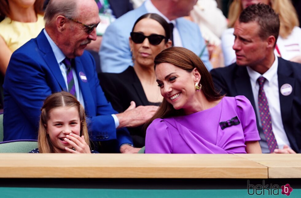 Kate Middleton y la Princesa Charlotte en la final de Wimbledon 2024