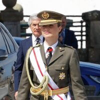 La Princesa Leonor con uniforme de gala del Ejército de Tierra en la entrega de Despachos en la Escuela Naval Militar de Marín