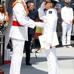 El Rey Felipe VI en la entrega de Despachos en la Escuela Naval Militar de Marín