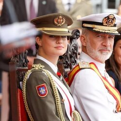 Los Reyes Felipe y Letizia y la Princesa Leonor en la entrega de Despachos en la Escuela Naval Militar de Marín
