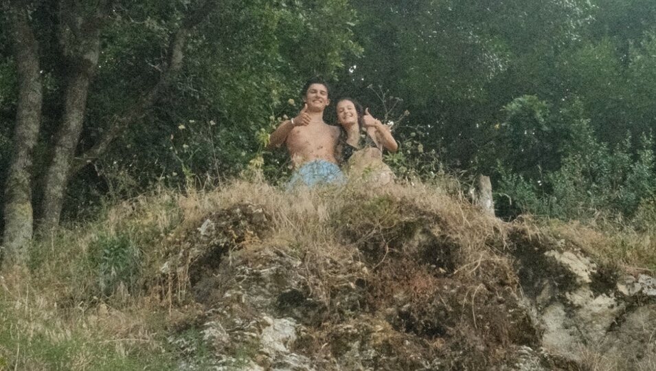 Nikolai y Athena de Dinamarca en bañador durante sus vacaciones en Francia